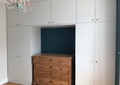 Dressing sur mesure médium peint par Villa Courtois à Saint-Malo